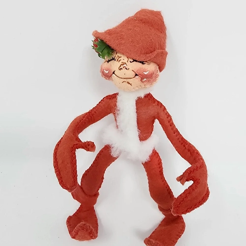 Annalee Vintage 1993 Red Christmas Pixie Elf Sprite Mobilitee Christmas Poseable